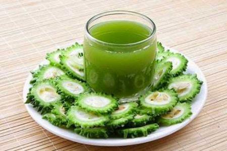 Làm đẹp từ mướp đắng