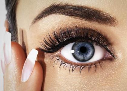 Những sản phẩm giúp bạn có chân mày đẹp tự nhiên