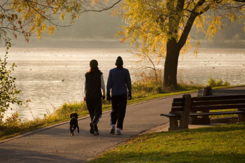 Đi bộ dù ít cũng giúp kéo dài tuổi thọ