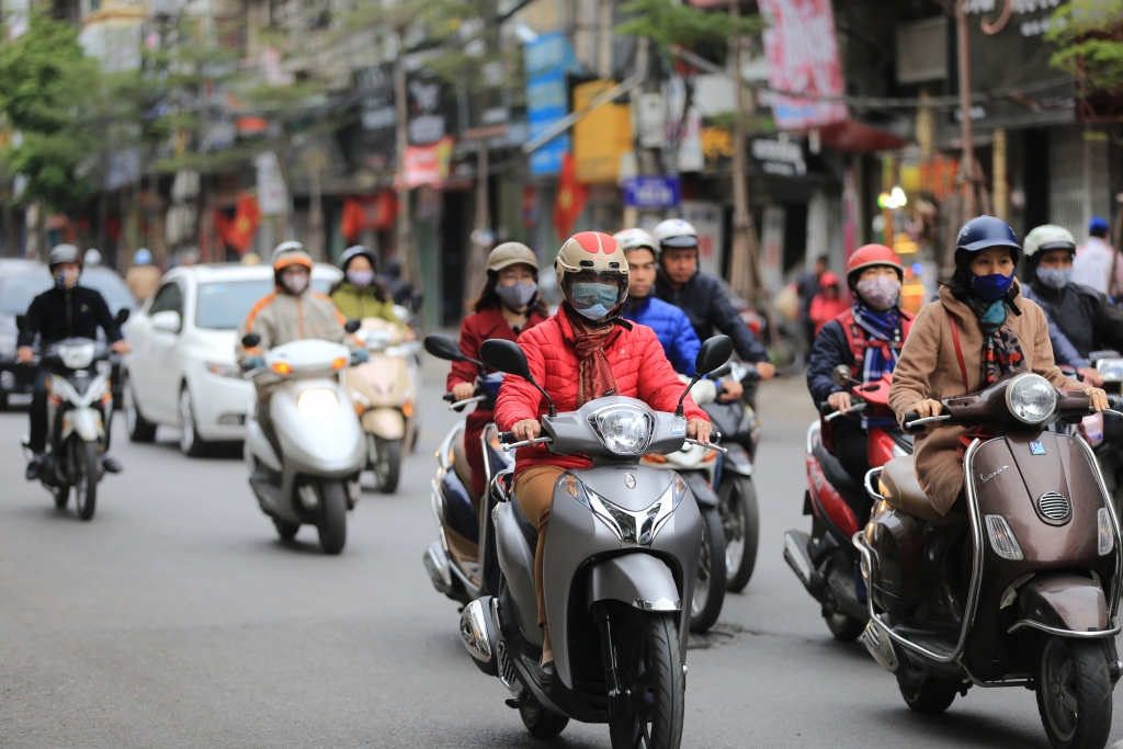 Thời tiết 19/12: Miền Nam lạnh 18 độ, miền Bắc khô như rang