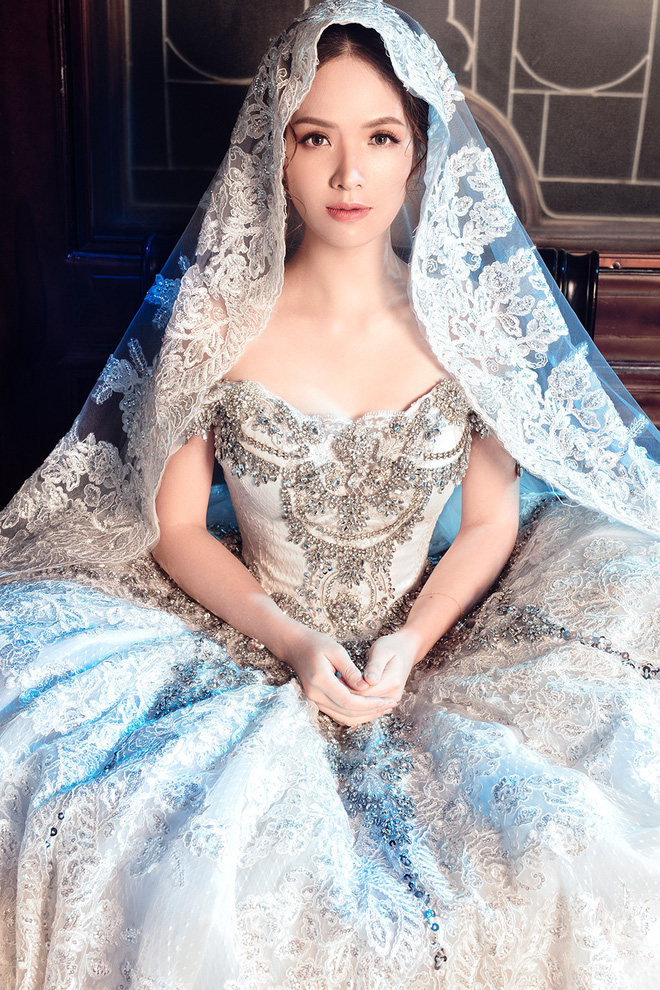 Đã có hai con nhưng Đan Lê vẫn lộng lẫy như công chúa Đã có hai con nhưng Đan Lê vẫn lộng lẫy như công chúa