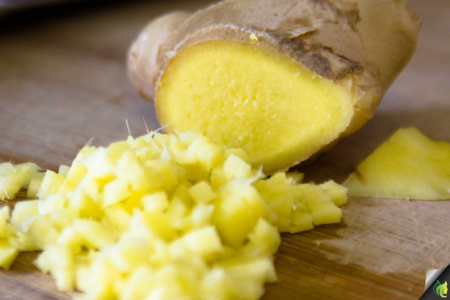 Trị sẹo, trẻ hóa da nhờ gừng tươi