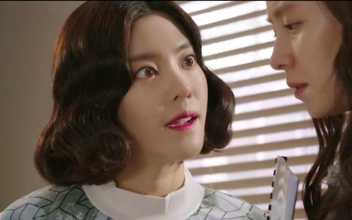 Chị chồng lấn lướt, coi thường và bắt nạt em dâu