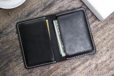 Mẹo làm mới đồ da