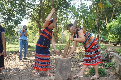 Làng du lịch độc đáo của người Cơ Tu – Quảng Nam
