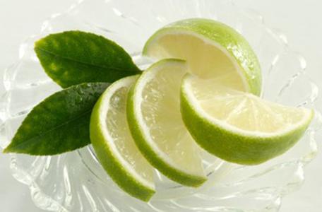 Đánh bay gàu với 1 quả chanh