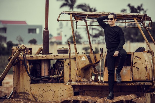 Nhà thiết kế Nhật Dũng- Luôn trăn trở để làm mới lễ hội Carnaval Đồng Hới