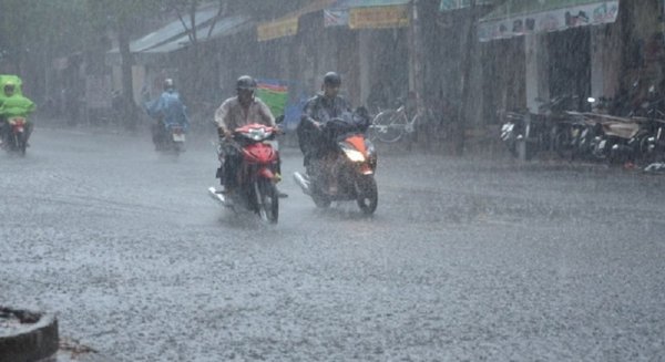 Dự báo thời tiết 4/4: Vùng núi sắp rét đậm, Hà Nội 15 độ