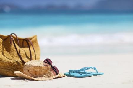 Phụ kiện không thể thiếu cho mỗi chuyến du lịch biển