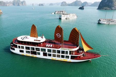 Khám phá 10 điểm kì thú bên trong du thuyền Hoàng Đế