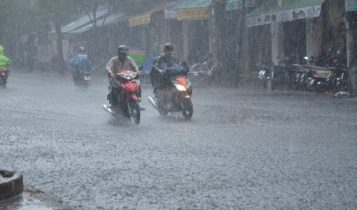 Dự báo thời tiết 15/6: Miền Bắc hết nóng, chiều tối Hà Nội mưa to