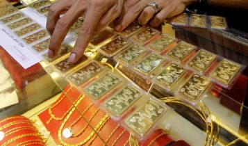 Giá vàng hôm nay 16/6: Cuối tuần quay đầu giảm giá