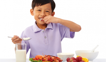 Thiếu hụt chất béo trong bữa ăn hàng ngày sẽ ảnh hưởng đến não trẻ