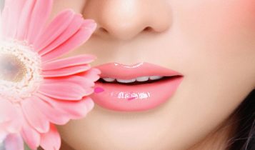 Liệu pháp tự nhiên cho đôi môi hồng rạng rỡ
