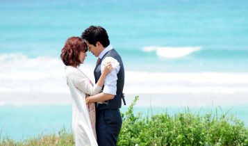 Đàn bà chọn ra đi không phải vì cạn tình