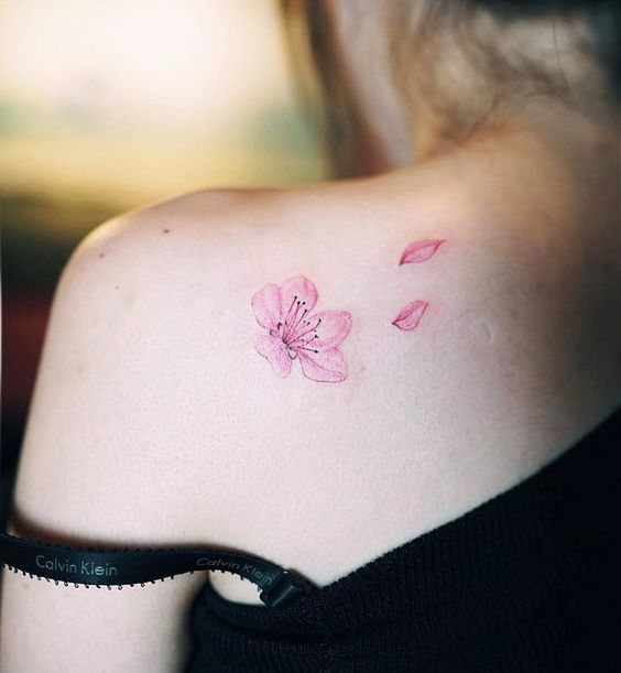 Tattoo mini, hình xăm nhỏ, mẫu hình xăm trên vai, hình xăm dễ thương, mẫu tatto mini dễ thương, mẫu tatto mini trên vai