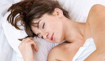 Chuyện chăn gối: Ông càng cầu kỳ, bà càng sốt ruột