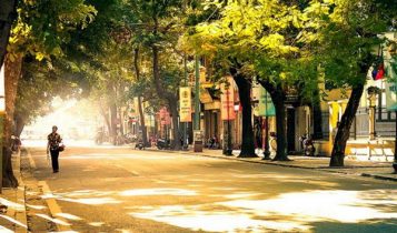 Thời tiết miền Bắc hanh khô, miền trung mưa rào