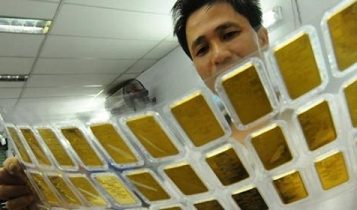 Vàng giảm mạnh khi đồng USD tăng