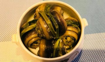 Thực đơn hàng ngày: Lươn cuốn thịt rán