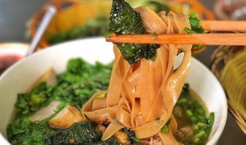 Thực đơn hàng ngày: Bánh đa cua Hải Phòng cho ngày cuối tuần