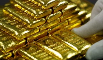 Giá vàng xuống mức thấp nhất trong 4 tuần