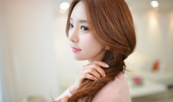 Là phụ nữ, đừng mãi nhìn về quá khứ