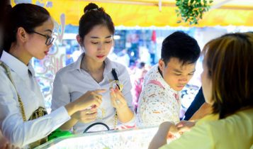 Giá vàng lại leo cao sau thời gian trầm lắng