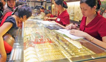 USD tăng trở lại, vàng lên đỉnh mới