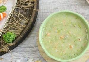 Thực đơn hàng ngày: Súp tôm bông cải xanh
