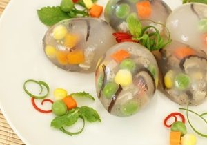 Thực đơn hàng ngày: Thịt đông tam sắc