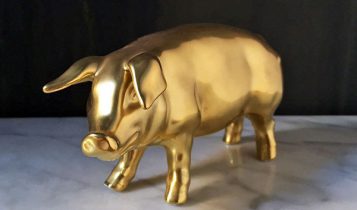 Giá vàng hôm nay tiếp tục tăng, vượt đỉnh