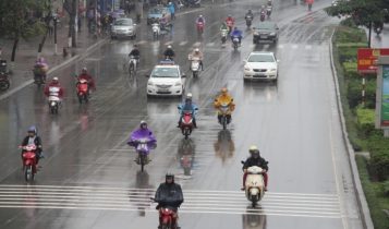 Thời tiết Hà Nội mưa phùn, trời rét