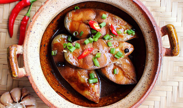 Thực đơn hàng ngày: Cá ba sa kho nước sốt đậm đà