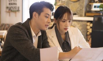 Đàn bà đừng ước mình có thể đủ mạnh mẽ để chịu đựng