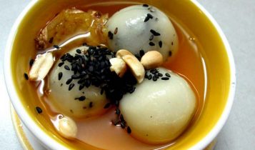 Thực đơn hàng ngày: Bánh trôi nhân mè đen