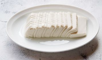 Thực đơn hàng ngày: Đậu hũ non hấp xì dầu đậm đà hương vị