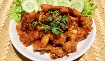 Thực đơn hàng ngày: Thịt ba chỉ chiên nước mắm giản dị