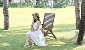 BTV Hoài Anh mơ màng trong loạt khoảnh khắc đời thường