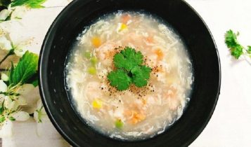 Thực đơn hàng ngày: Súp tôm đậu Hà Lan ngọt thanh