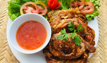 Thực đơn hàng ngày: Cua lột chiên bột