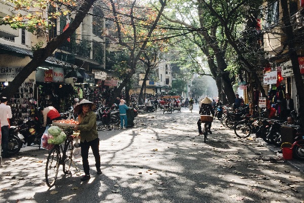 Thời tiết Miền Trung nắng nóng, Nam bộ đêm mưa