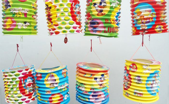 Cách làm đèn lồng nhún đẹp mắt