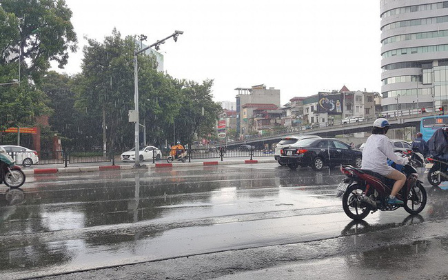 Thời tiết Hà Nội có mưa rào và dông về chiều và tối