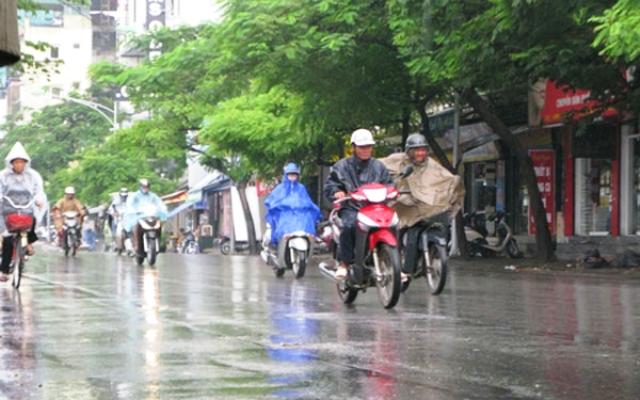 Thời tiết hôm nay cảnh báo mưa dông, có lốc ở Bắc Bộ