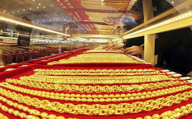 Giá USD tăng dựng ngược, vàng giảm mạnh