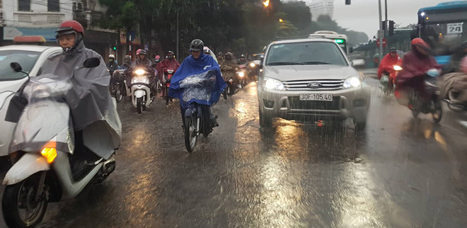 Thời tiết ngày 5/10/2019 Hà Nội có mưa rào và dông