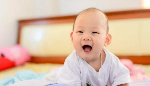 Dấu hiệu trẻ bị còi xương