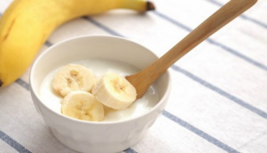 Làn da trắng mịn tự nhiên nhờ mặt nạ làm từ chuối