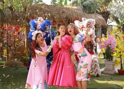 Hồ Ngọc Hà diện đồ lung linh trong MV mới